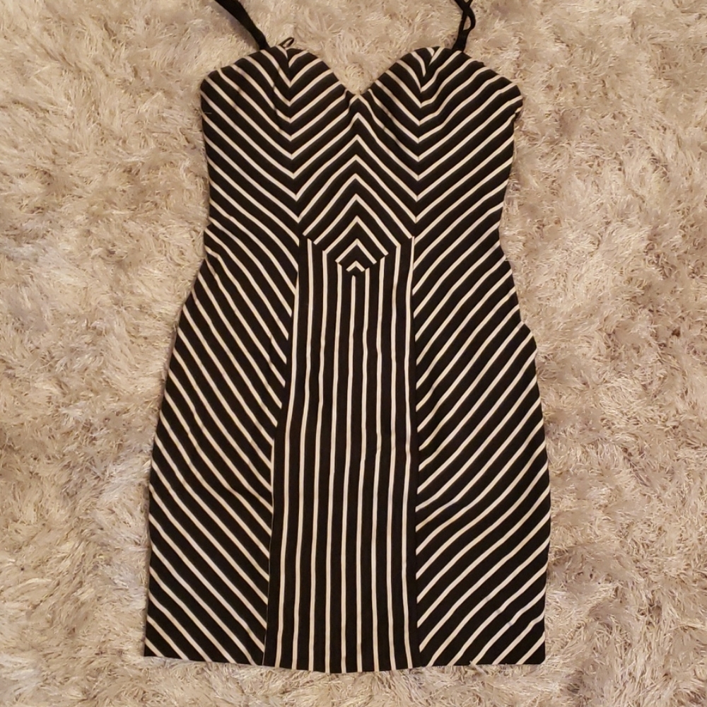 Beautiful Guess Dress